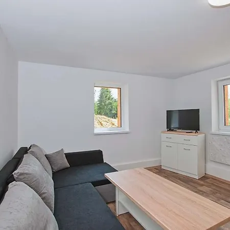 Apartament - Seniky